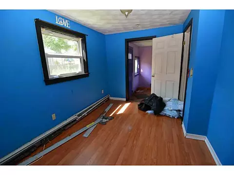 11 Stoddard Pl, Warwick, RI 02888 photo 8
