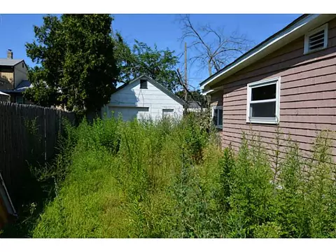 11 Stoddard Pl, Warwick, RI 02888 photo 2