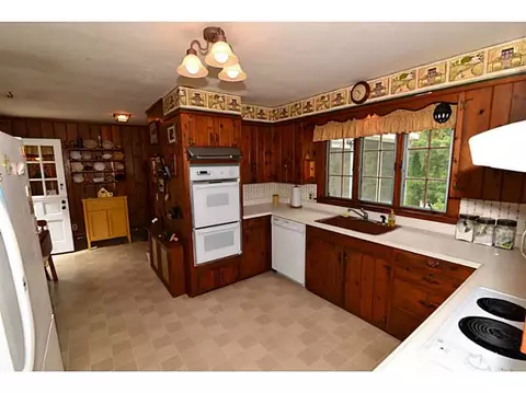 12 Old Post Rd, Westerly, RI 02891 photo 3