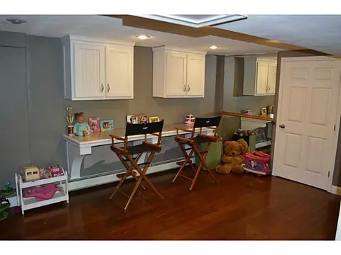 20 Kristen Ln, Mapleville, RI 02839 photo 14