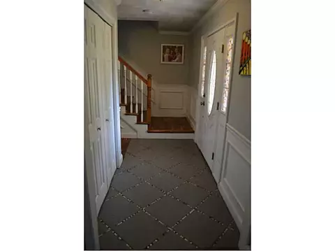 20 Kristen Ln, Mapleville, RI 02839 photo 6
