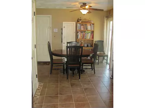 195 Manolla Ave, Warwick, RI 02888 photo 5