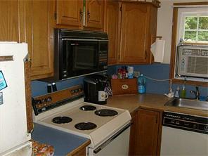 32 Mohawk St, Coventry, RI 02816 photo 9