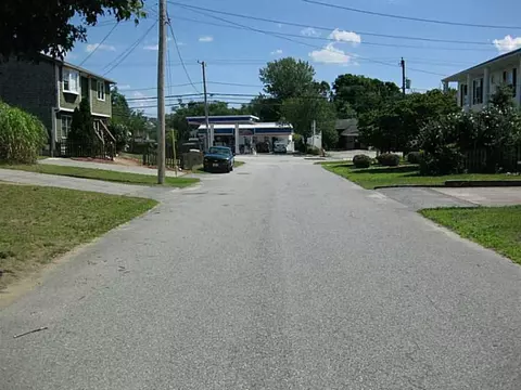 140 Winifred Ave, Warwick, RI 02889 photo 8