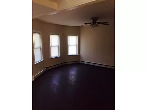 152 Jefferson St, Warwick, RI 02888 photo 4