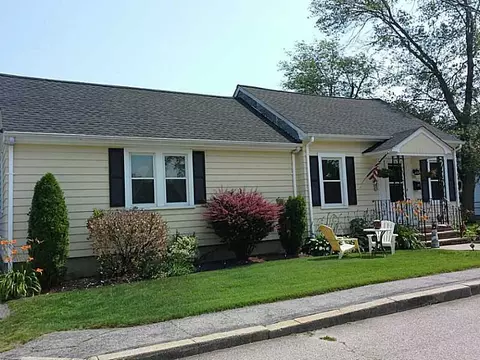 100 Ridgeway Ave, Warwick, RI 02889 photo 1