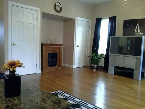 100 Ridgeway Ave, Warwick, RI 02889 photo 4
