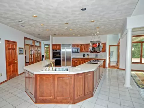 11 Wicklow Rd, Westerly, RI 02891 photo 9