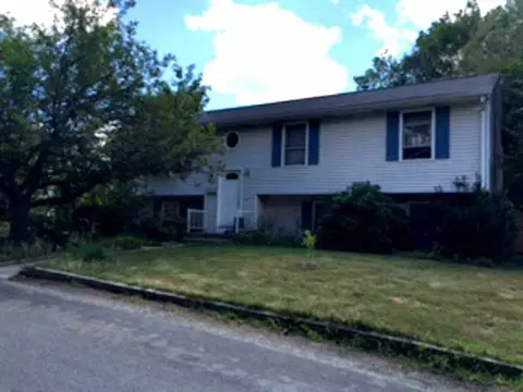 263 Morin St, Woonsocket, RI 02895 photo 1