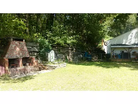 90 Hazel St, Woonsocket, RI 02895 photo 6