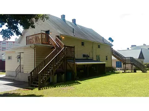 90 Hazel St, Woonsocket, RI 02895 photo 3
