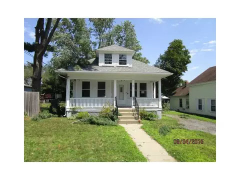 38 Central St, Warwick, RI 02886 photo 1