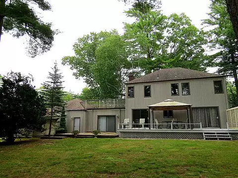 3 Veronica Ct, Coventry, RI 02816 photo 3