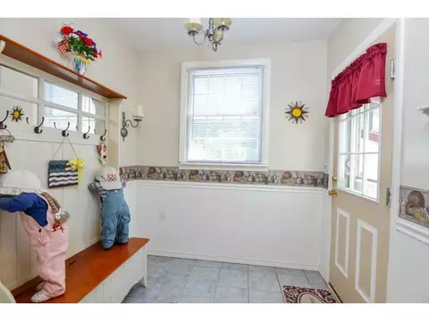 6 Lee Dr, Warren, RI 02885 photo 12