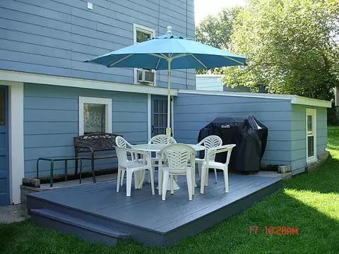 286 Fourth Ave, Woonsocket, RI 02895 photo 4