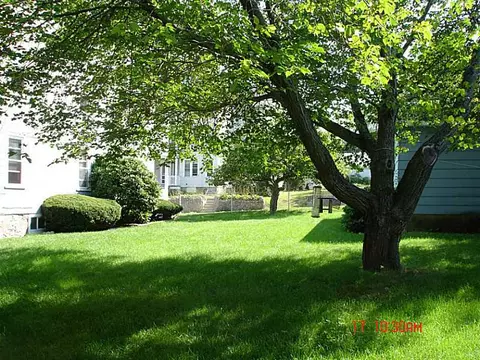 286 Fourth Ave, Woonsocket, RI 02895 photo 21