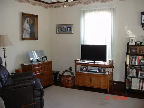 286 Fourth Ave, Woonsocket, RI 02895 photo 11