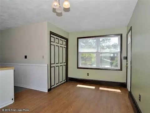 107 Darrow Dr, Warwick, RI 02886 photo 14