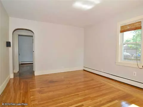 107 Darrow Dr, Warwick, RI 02886 photo 7