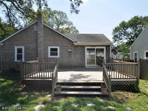 107 Darrow Dr, Warwick, RI 02886 photo 17