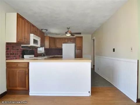 107 Darrow Dr, Warwick, RI 02886 photo 12