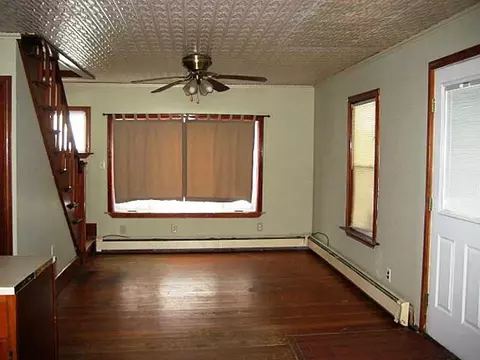 68 Garden St, Woonsocket, RI 02895 photo 5