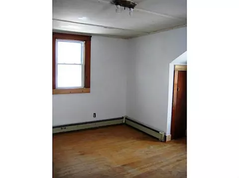 68 Garden St, Woonsocket, RI 02895 photo 10