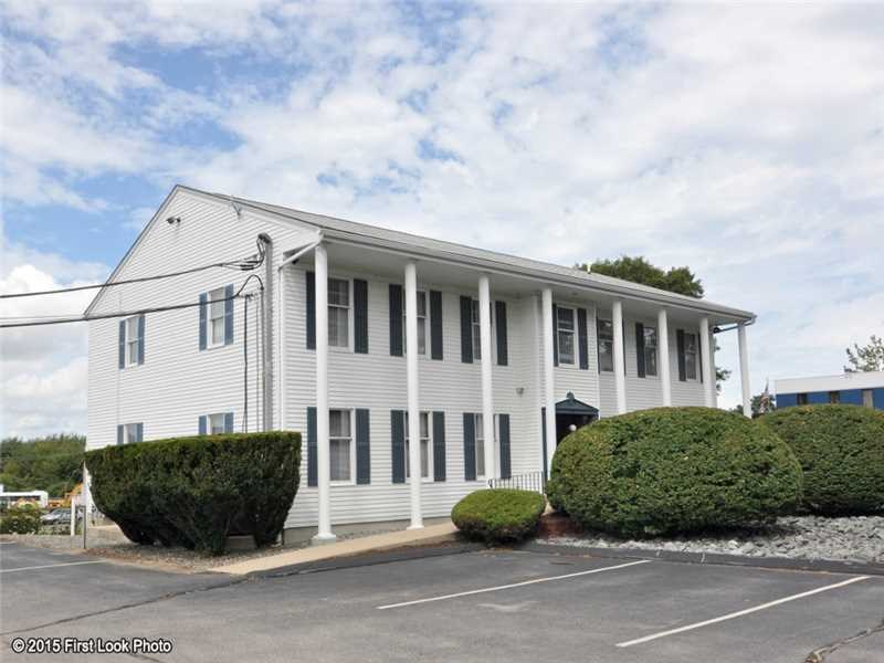 120 Lavan St, Warwick, RI 02888 photo 1