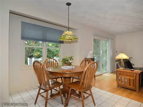 71 Peacock Rd, Warwick, RI 02886 photo 9