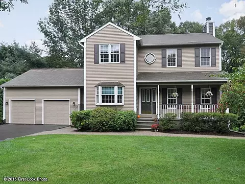71 Peacock Rd, Warwick, RI 02886 photo 1