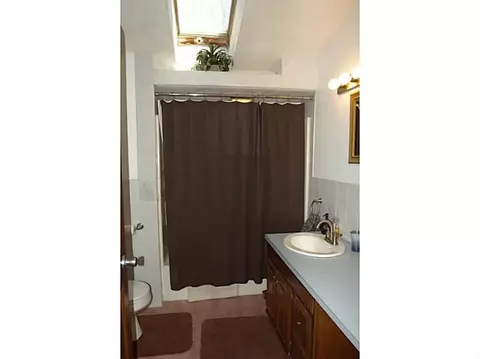 16 Ivan Ave, Riverside, RI 02915 photo 13