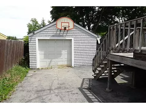 16 Ivan Ave, Riverside, RI 02915 photo 25