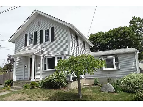 16 Ivan Ave, Riverside, RI 02915 photo 1
