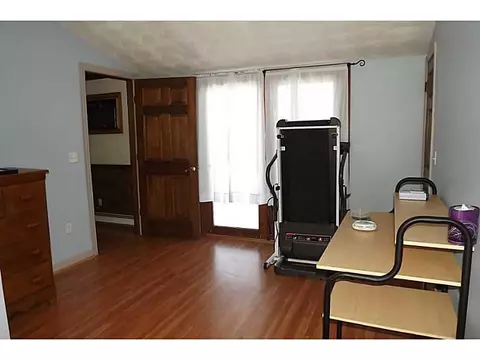 16 Ivan Ave, Riverside, RI 02915 photo 12