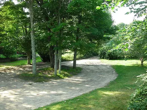 215 Ten Rod Rd, Exeter, RI 02822 photo 3