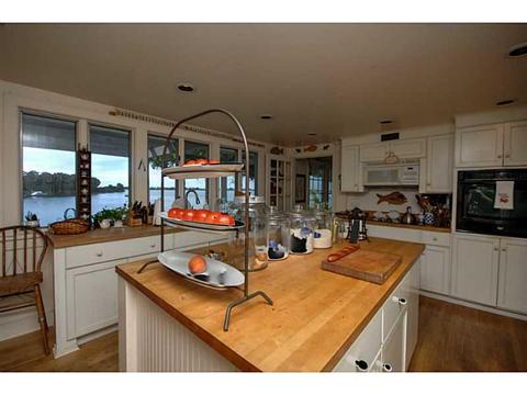 10 Schumann Rd, Westerly, RI 02891 photo 9