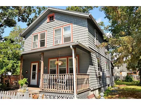 101 Community Rd, Warwick, RI 02889 photo 1