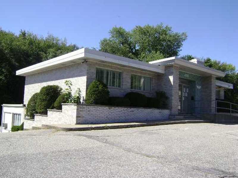 430 Tollgate Rd, Warwick, RI 02886 photo 1
