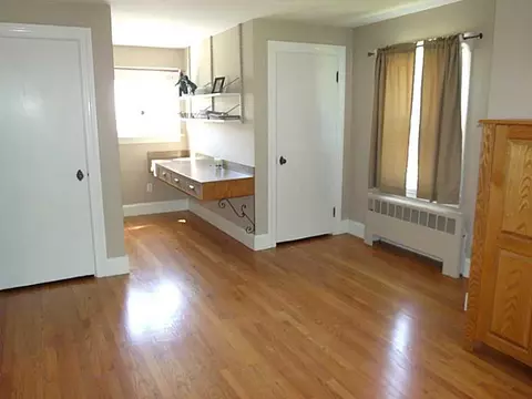 388 Gaskill St, Woonsocket, RI 02895 photo 12