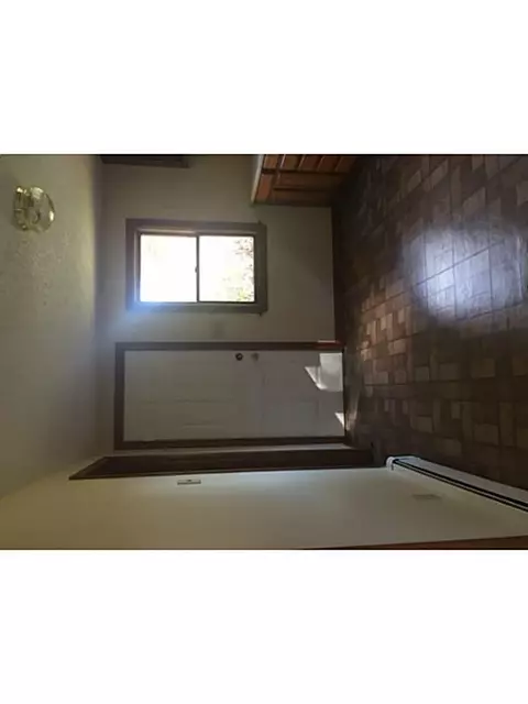 16 Wade St, Warwick, RI 02889 photo 6