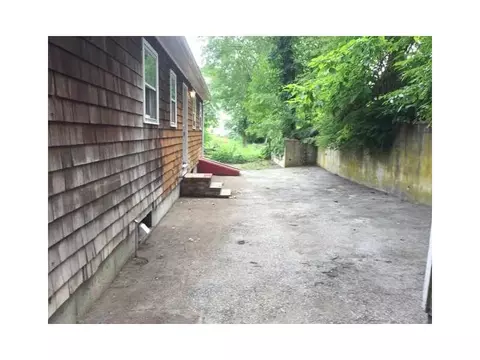 41 Anthony Ave, Warwick, RI 02886 photo 3