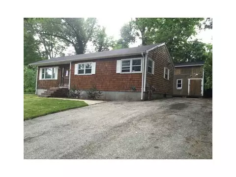 41 Anthony Ave, Warwick, RI 02886 photo 2