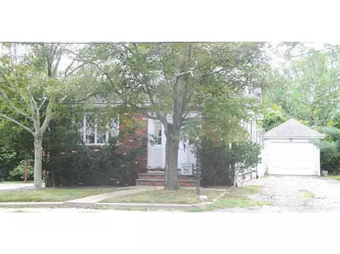 902 Main Ave, Warwick, RI 02886 photo 3