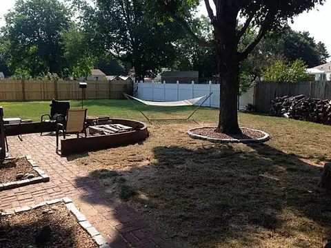 136 Vineyard Rd, Warwick, RI 02889 photo 5