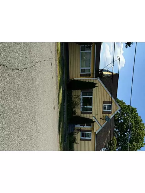 5 Sidney Ave, Woonsocket, RI 02895 photo 1