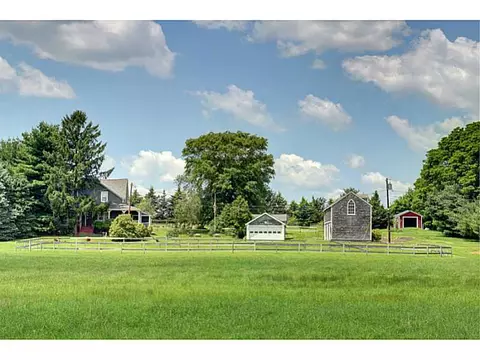 43 Serpentine Rd, Warren, RI 02885 photo 1