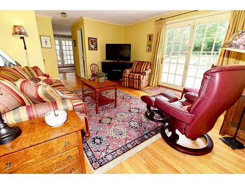 17 Edgewood Ave, Westerly, RI 02891 photo 14