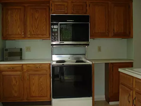264 Log Rd, Smithfield, RI 02917 photo 2