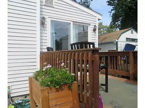 94 Logan St, Warwick, RI 02889 photo 25
