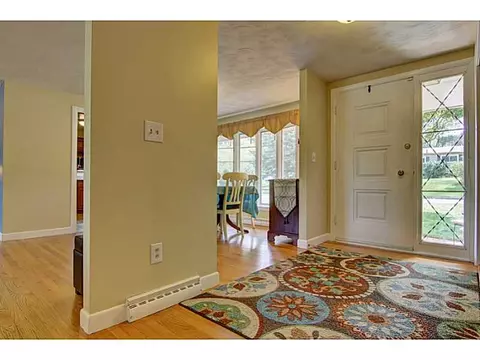 29 Timberline Rd, Warwick, RI 02886 photo 2